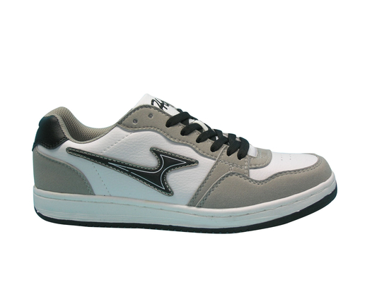 Une nouvelle chaussure de patinage pour homme, de bonne qualité.