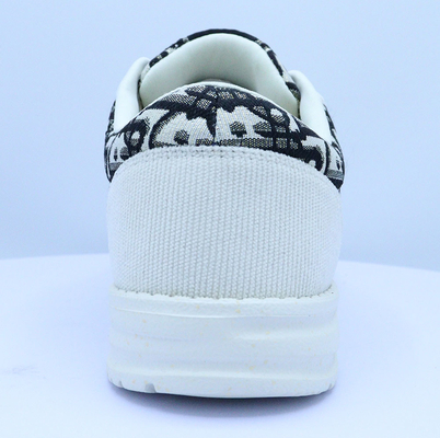 Chaussures en toile de haute qualité EVA Solé confortable Chaussures de chaussure de chaussure pour l'été