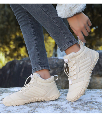 Chaussures de neige de plein air pour hommes et femmes Nouveau style Conception hivernale transfrontalière Anti-dérapant imperméable à l'eau en laine chaude en coton