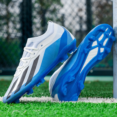 Chaussures de football en gros pour garçons AG Long Spikes Coupe du monde TF Spikes cassés Chaussures d'entraînement pour compétitions d'herbe