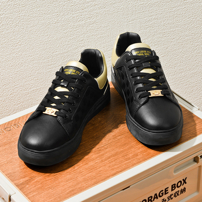 Chaussures blanches à hauteur croissante Sneakers en cuir masculin