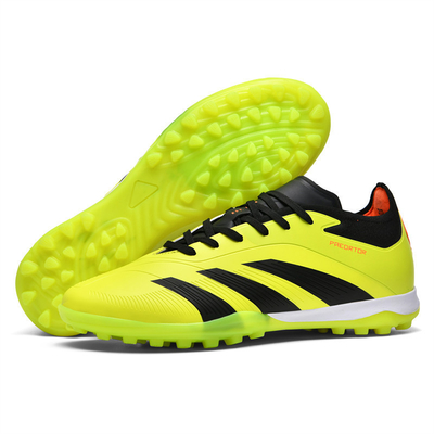 Obtenez la combinaison parfaite de confort et de performance avec des chaussures de football