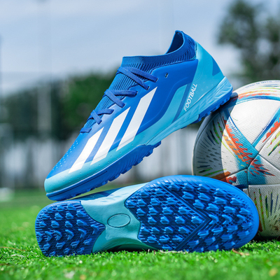 Chaussures de football bas de gamme pour les étudiants avec des épingles longues et courtes design unique chaussures d'entraînement de compétition de gazon artificiel