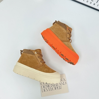 Chaussures de neige à semelles épaisses chaudes en cuir de vache d'hiver étanches à l'eau, antidérapantes, à trois pattes, courtes avec sangles pour femmes