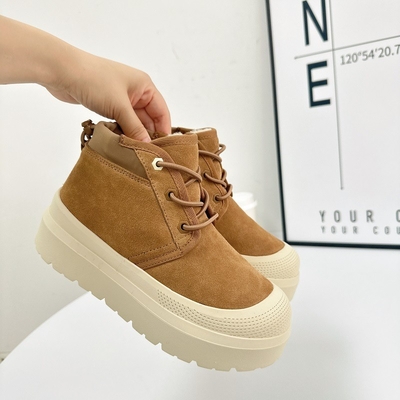 Chaussures de neige à semelles épaisses chaudes en cuir de vache d'hiver étanches à l'eau, antidérapantes, à trois pattes, courtes avec sangles pour femmes