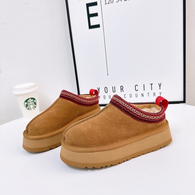 Bottes de neige à semelle épaisse pour femmes, style ethnique, chaussures d'hiver en fourrure neuve