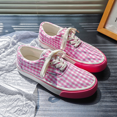 Personnaliser le nouveau style bas-top triple vulcanisés femmes printemps et été étudiant chaussures de toile en rose taille 35-40