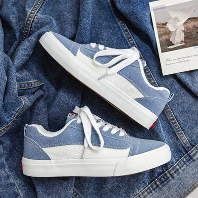 Chaussures de toile Hommes et femmes 2024 Été Nouveau étudiant Coréen Couple Sports Casual Chaussures de rue Shooting Board Chaussures en gros