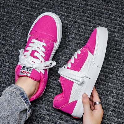 Chaussures de toile Hommes et femmes 2024 Été Nouveau étudiant Coréen Couple Sports Casual Chaussures de rue Shooting Board Chaussures en gros