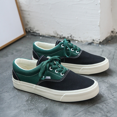 2024 Printemps automne Nouveaux baskets à bas dessus chaussures à la mode polyvalent couple chaussures décontractées chaussures d'étudiant chaussures de toile chaussures d'homme