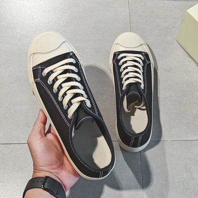 Été 2024 Nouvelles chaussures en toile blanche et lactée respirantes chaussures d'hommes chaussures blanches toutes matches chaussures décontractées à la mode chaussures d'hommes