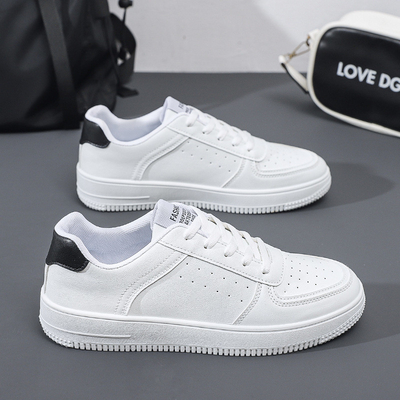 Sneakers Casual Homme 2024 Printemps Nouveau Style Mode Tout-Match Sneakers Blancs souliers en PVC