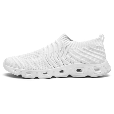 Les hommes de l'été de grande taille de sport 45 Slip-On chaussettes de conception 46 respirant haut tricoté à la mouche 47 chaussures de course